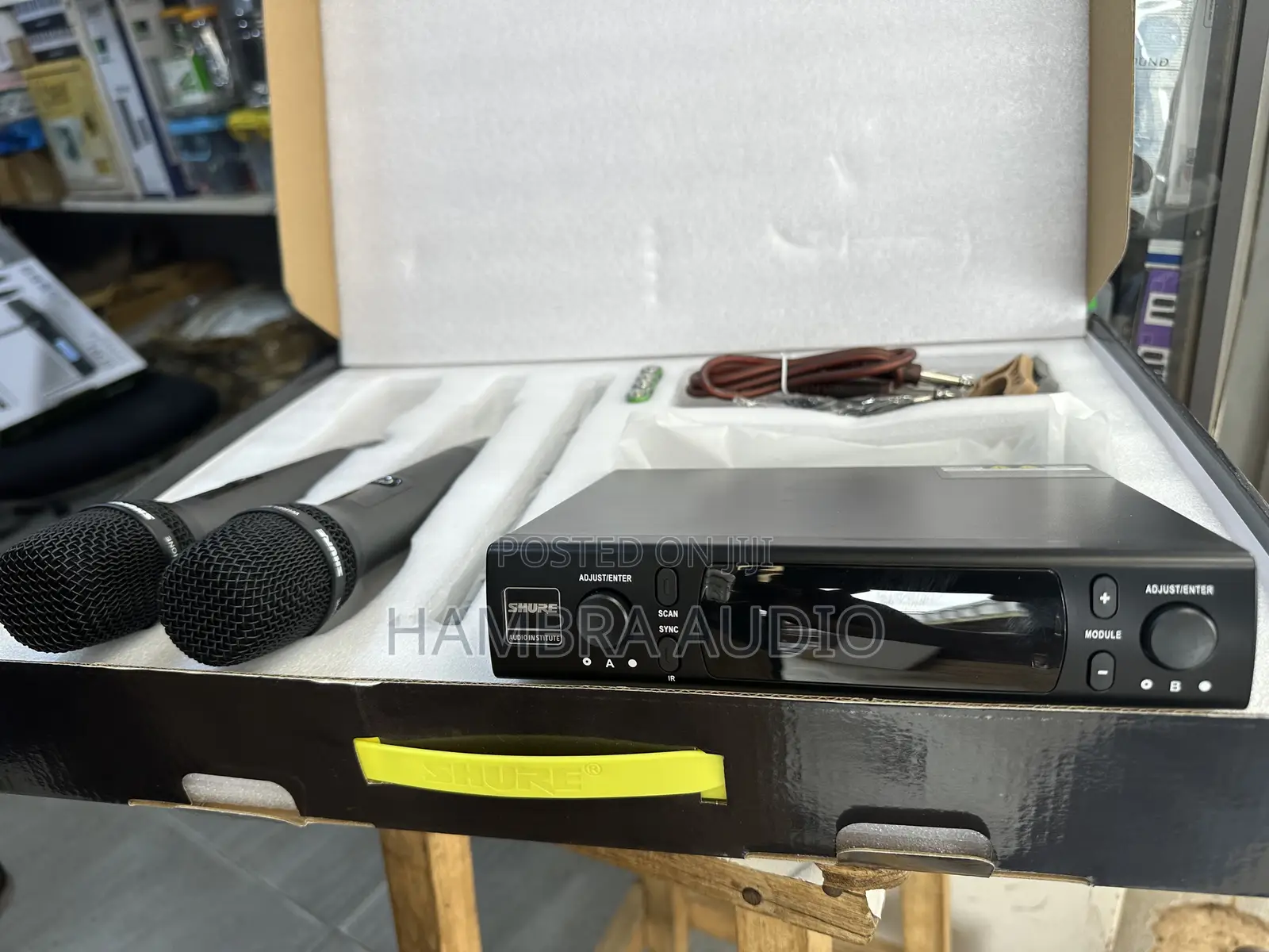 Shure SLX240 Wireless Microphone