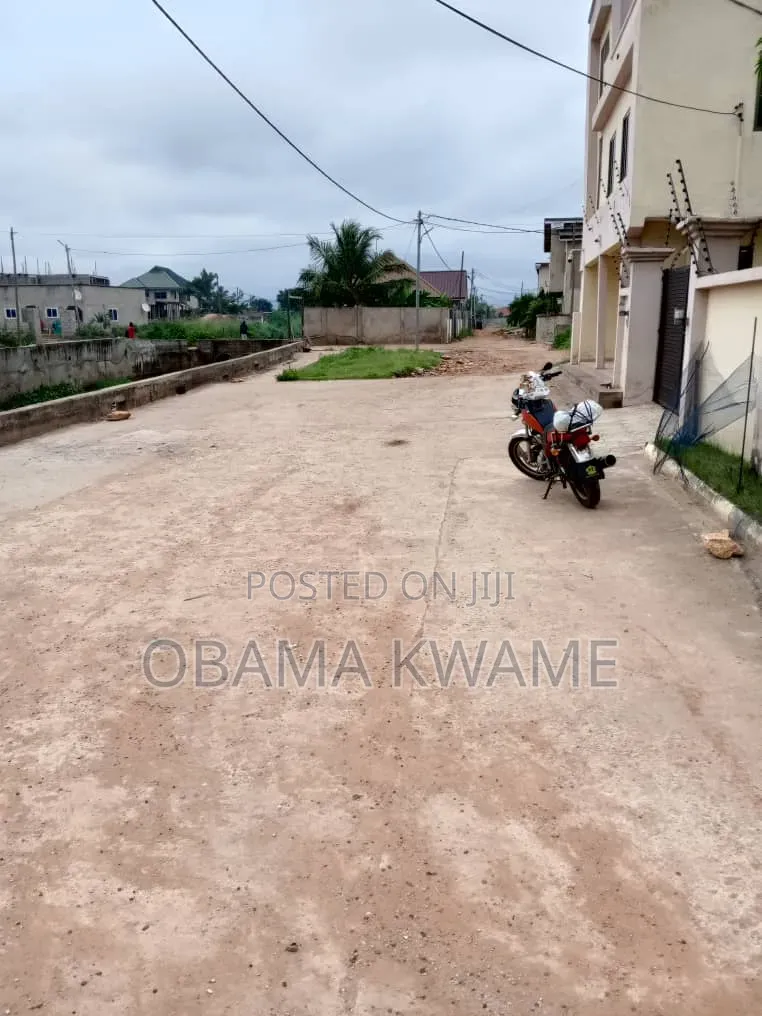 3bdrm Apartment in Laryea Homes, Lake Side Estate for rent