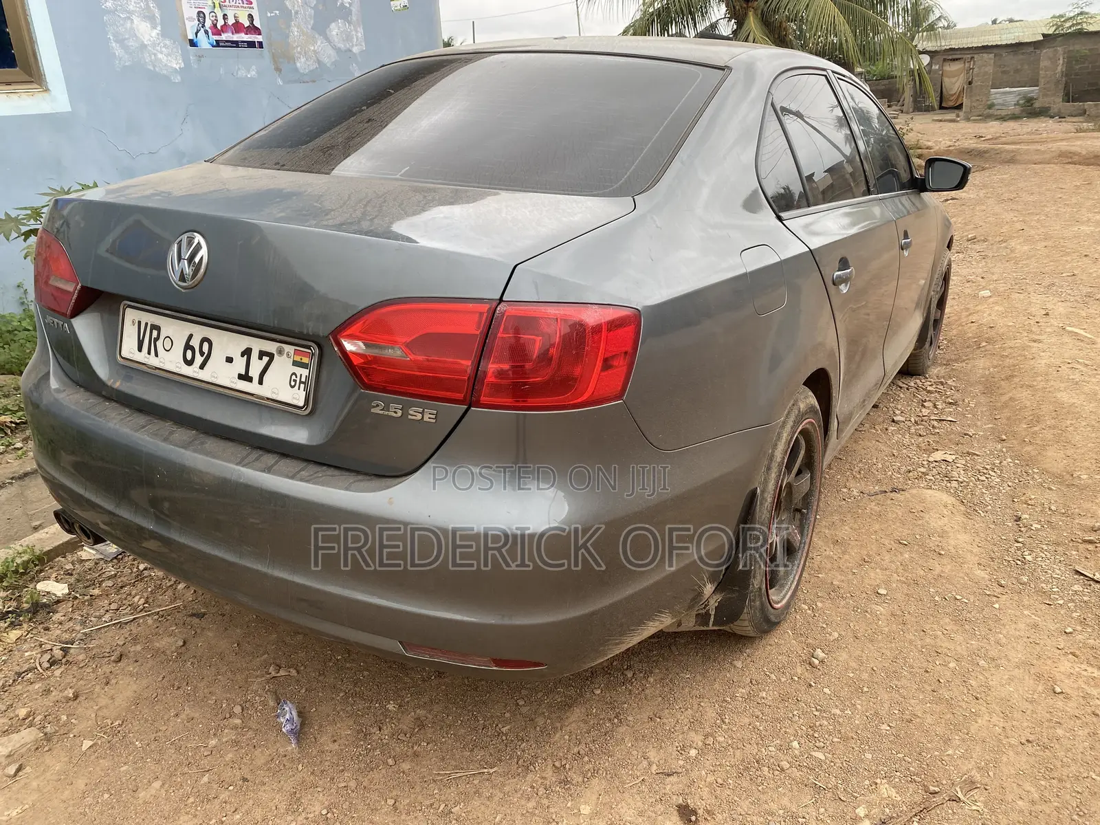 Volkswagen Jetta 4dr Sedan (2.0L 4cyl 5M) 2014 Gray