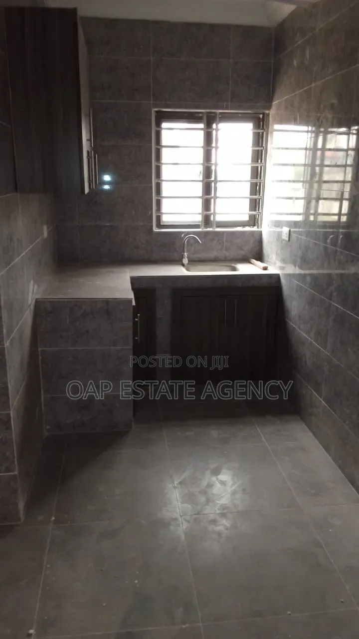 2bdrm Apartment in Dansoman for rent