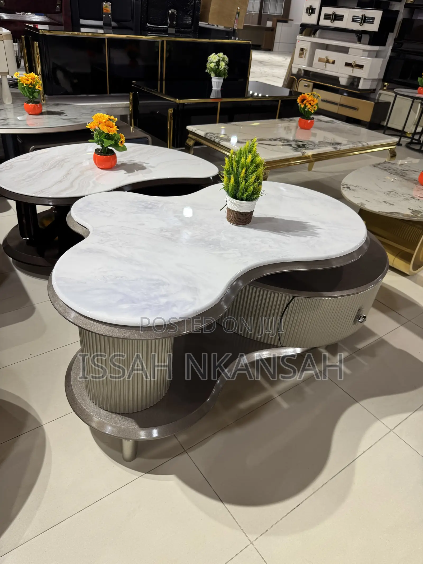 Cloud Flowers /Shape White Marble