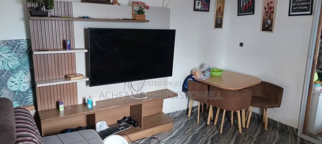 3bdrm House in West Hills Mall Area for rent