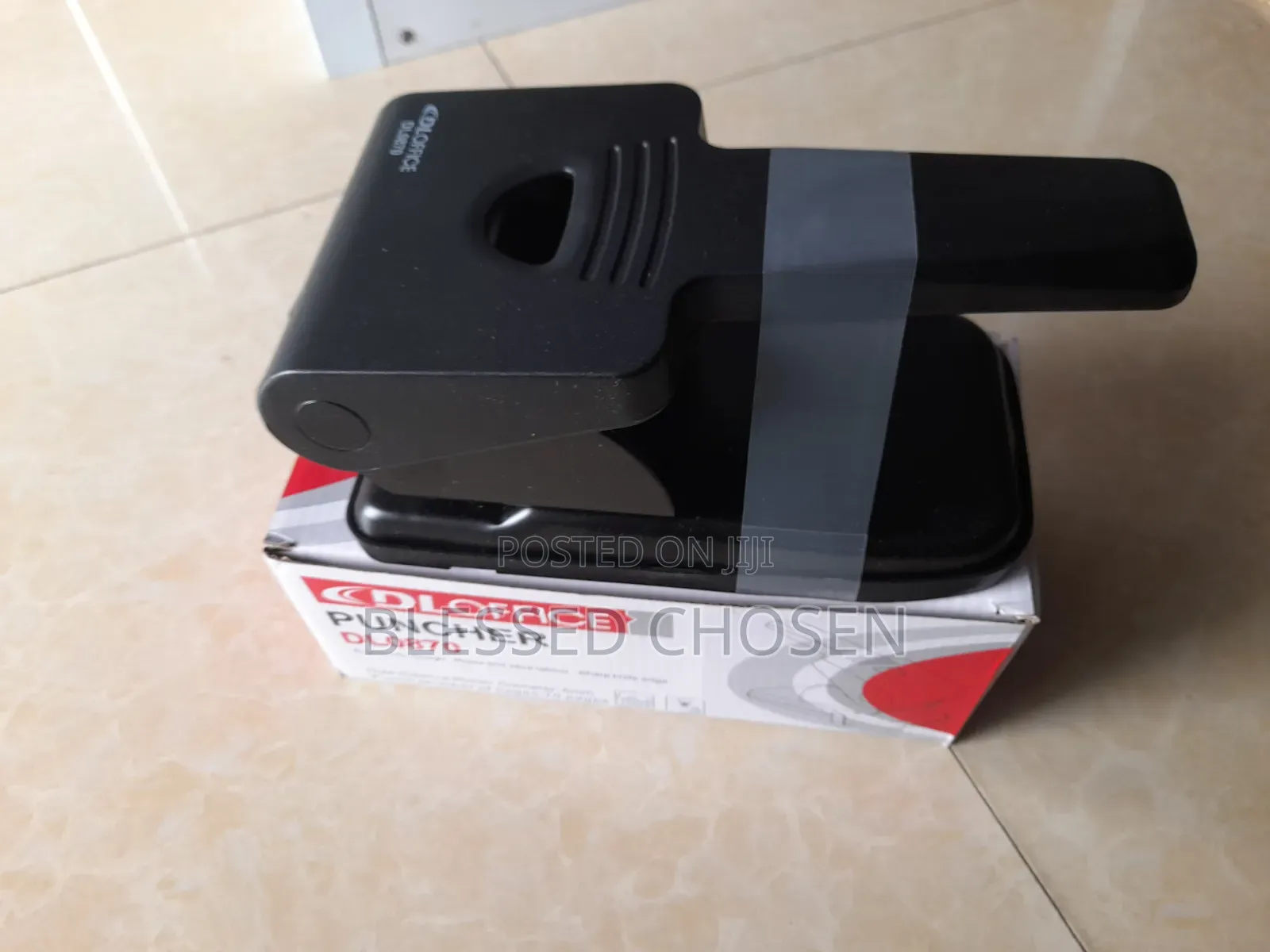 Office Puncher DL0870