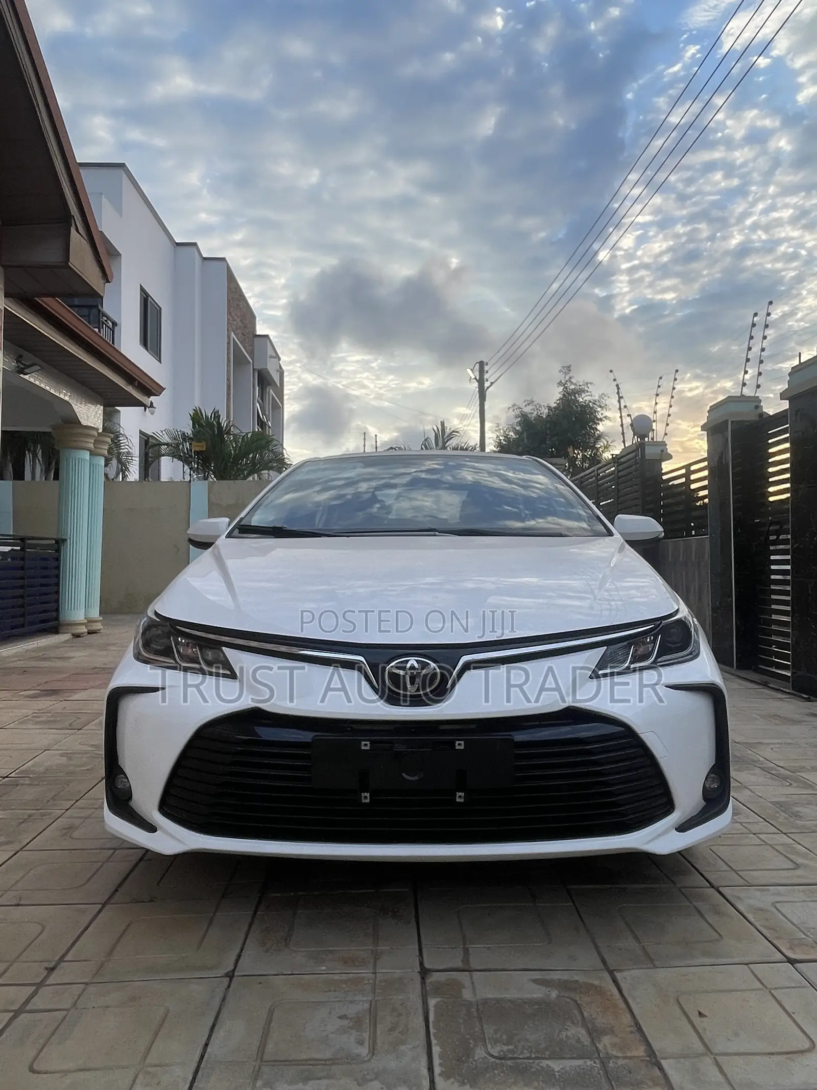 Toyota Corolla 2023 White