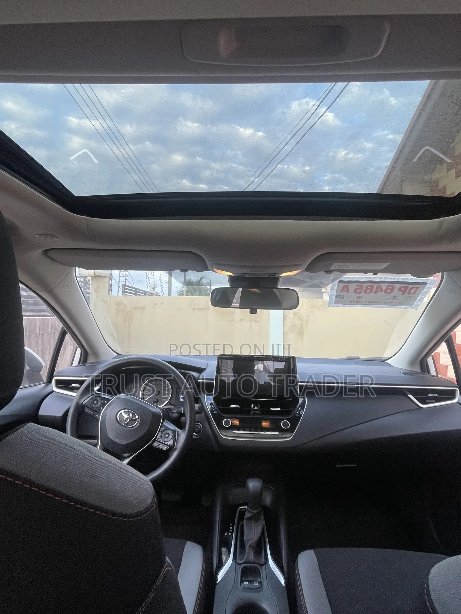 Toyota Corolla 2023 White