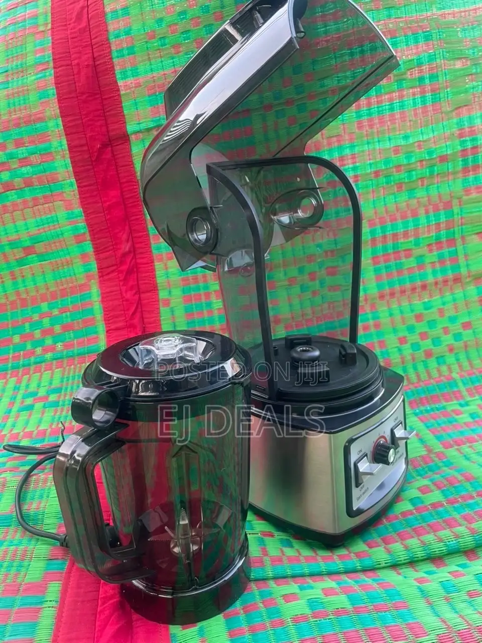 Commercial and Industrial Soundproof Blender 1,200W 2 Liters