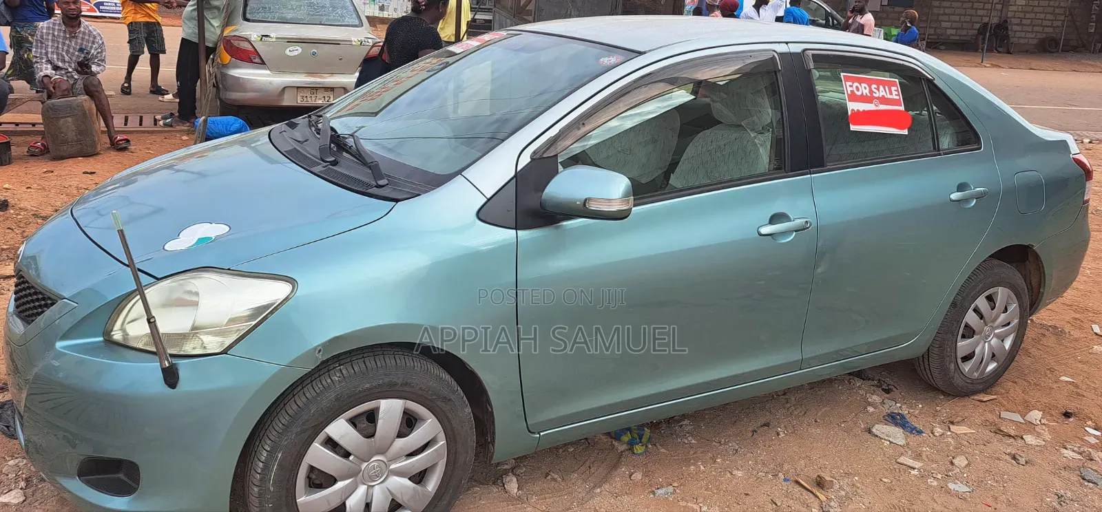 Toyota Belta 2012 Green
