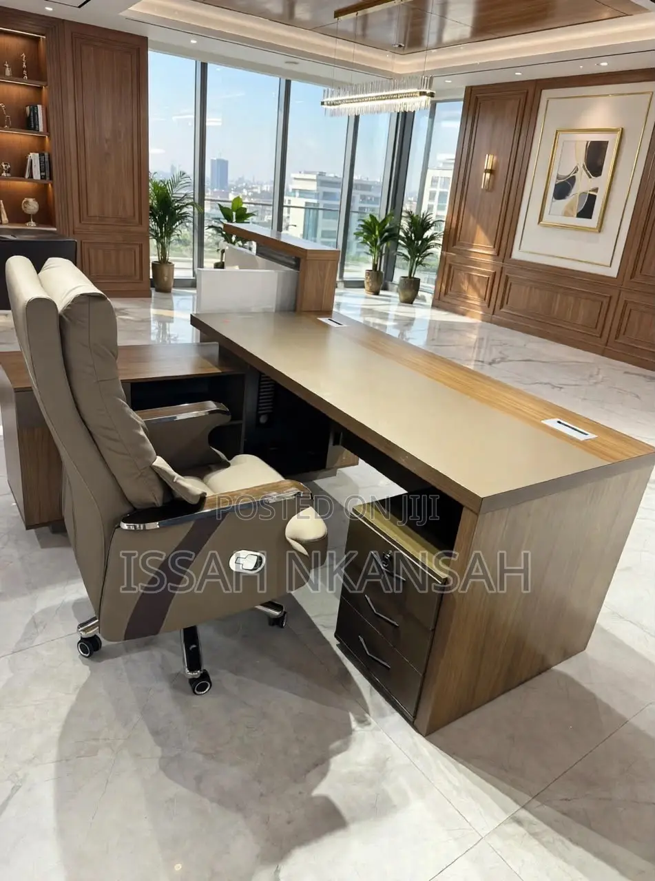CEO Exegutive Chair