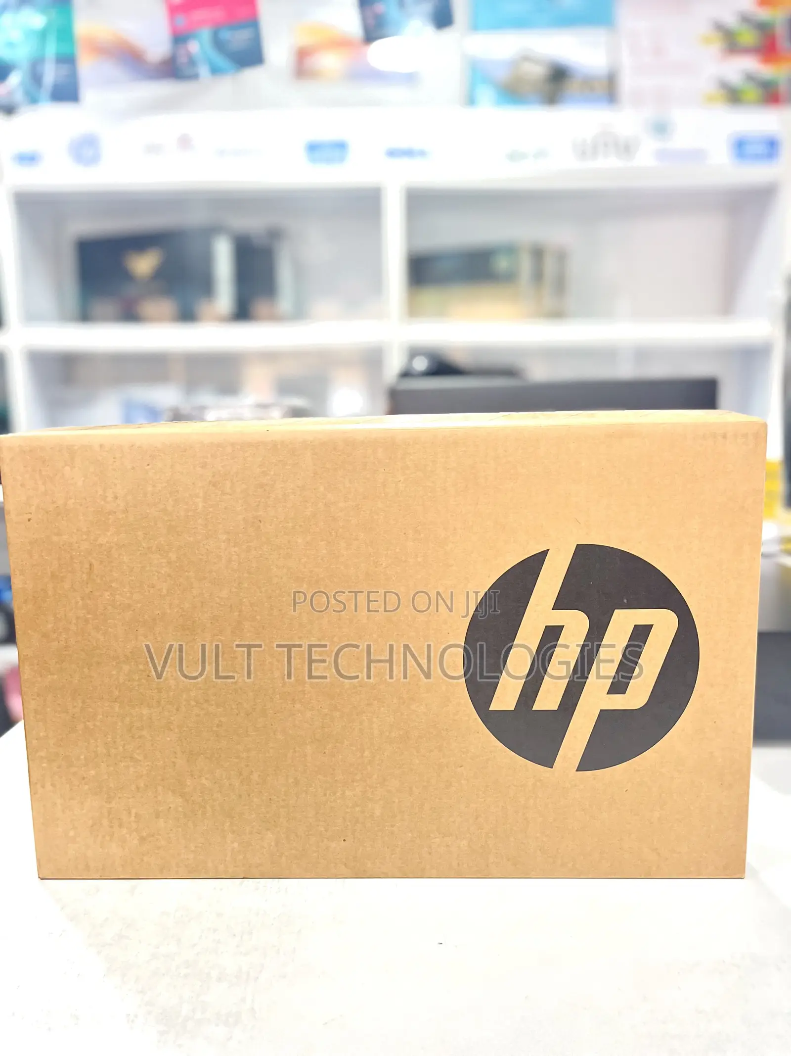 New Laptop HP 250 G10 8GB Intel Core i3 SSD 512GB