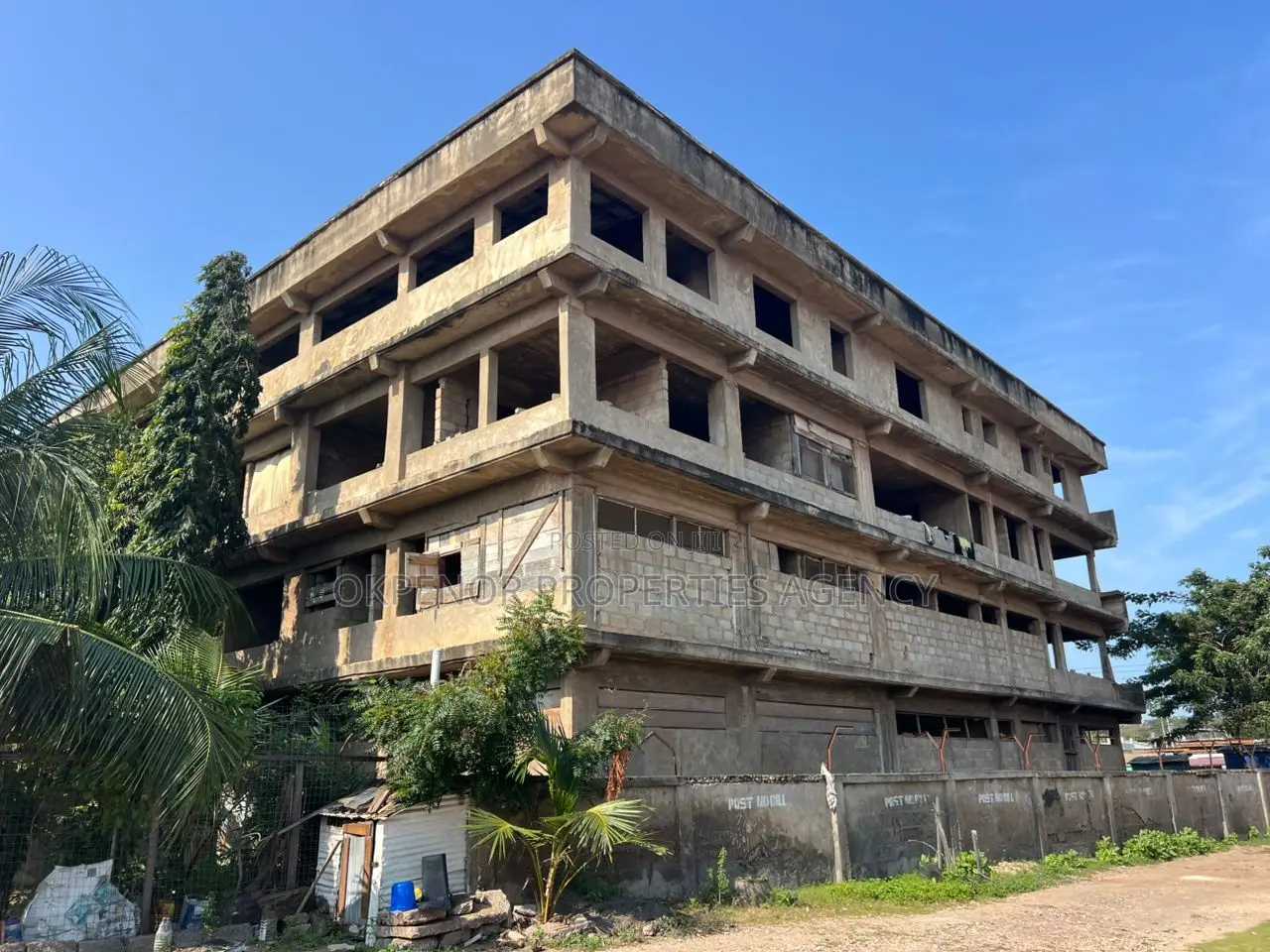 Comercial Property for Sale at Tema