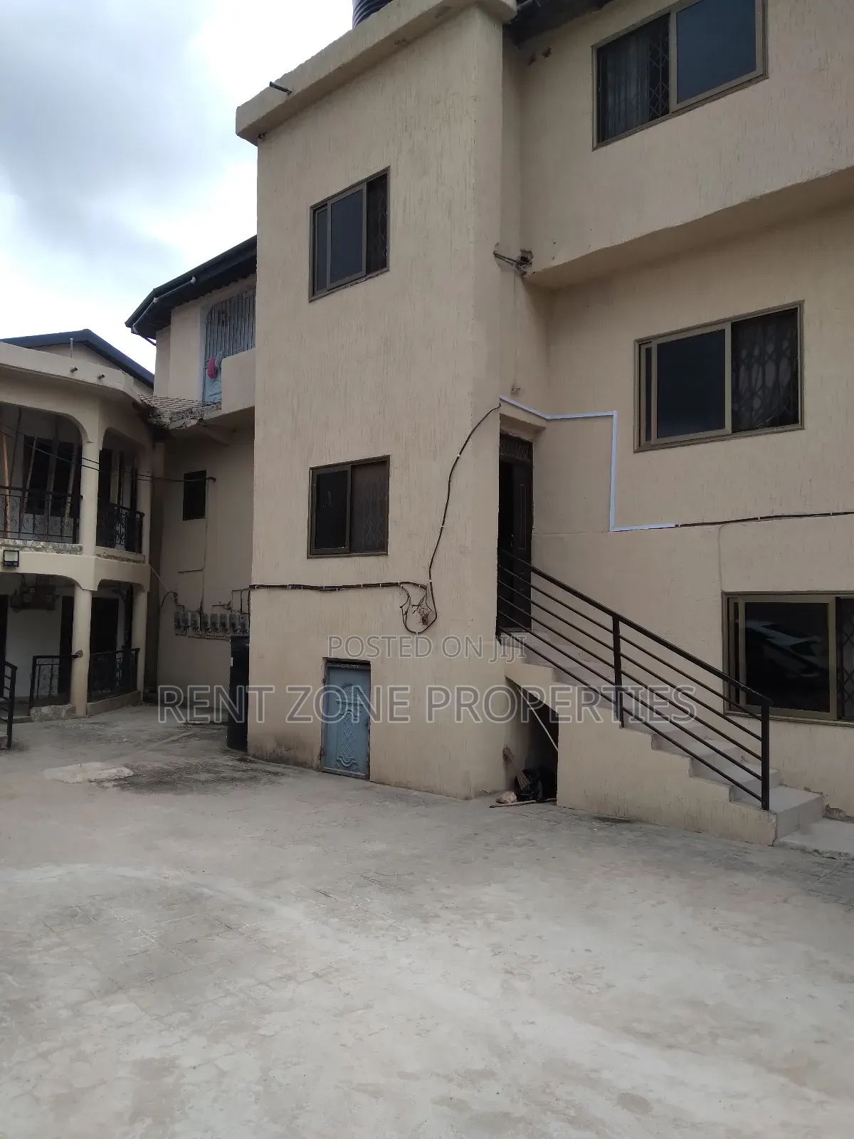2bdrm Apartment in Sowutwuom for rent