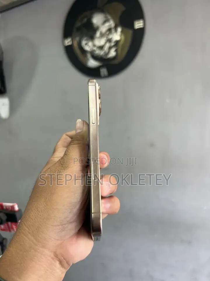 Apple iPhone 16 Pro Max 256 GB Gold