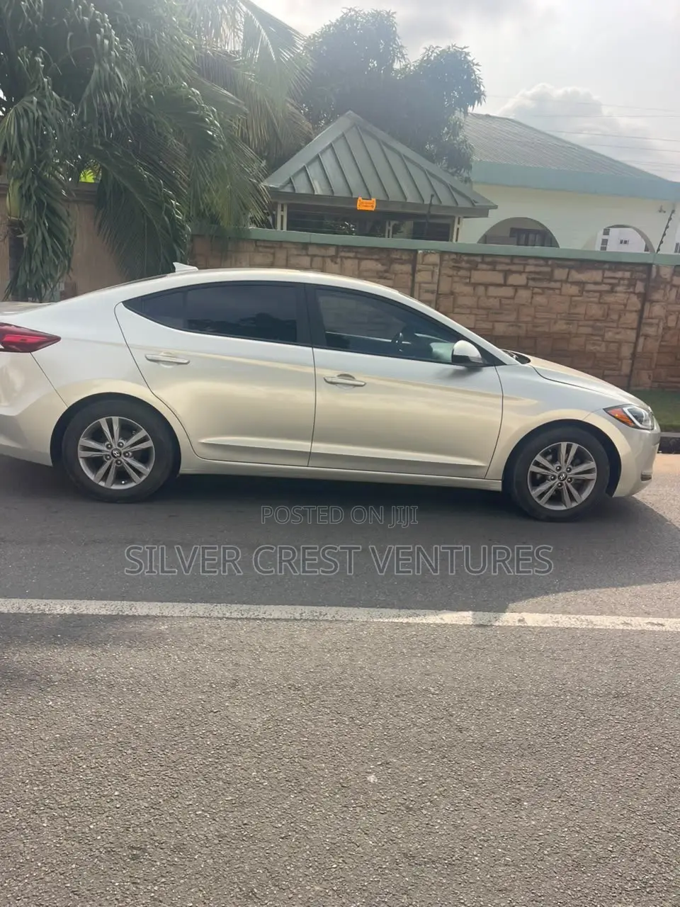 Hyundai Elantra SEL 2018 Gold