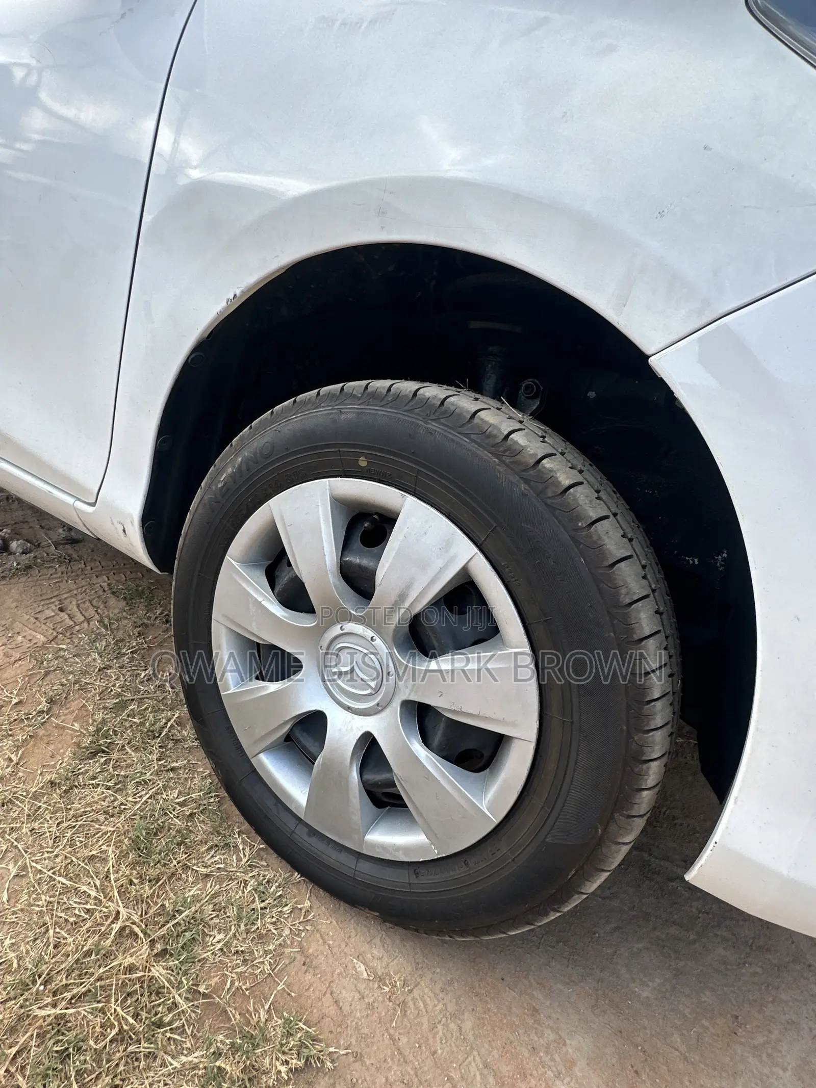 Toyota Vitz 2014 White