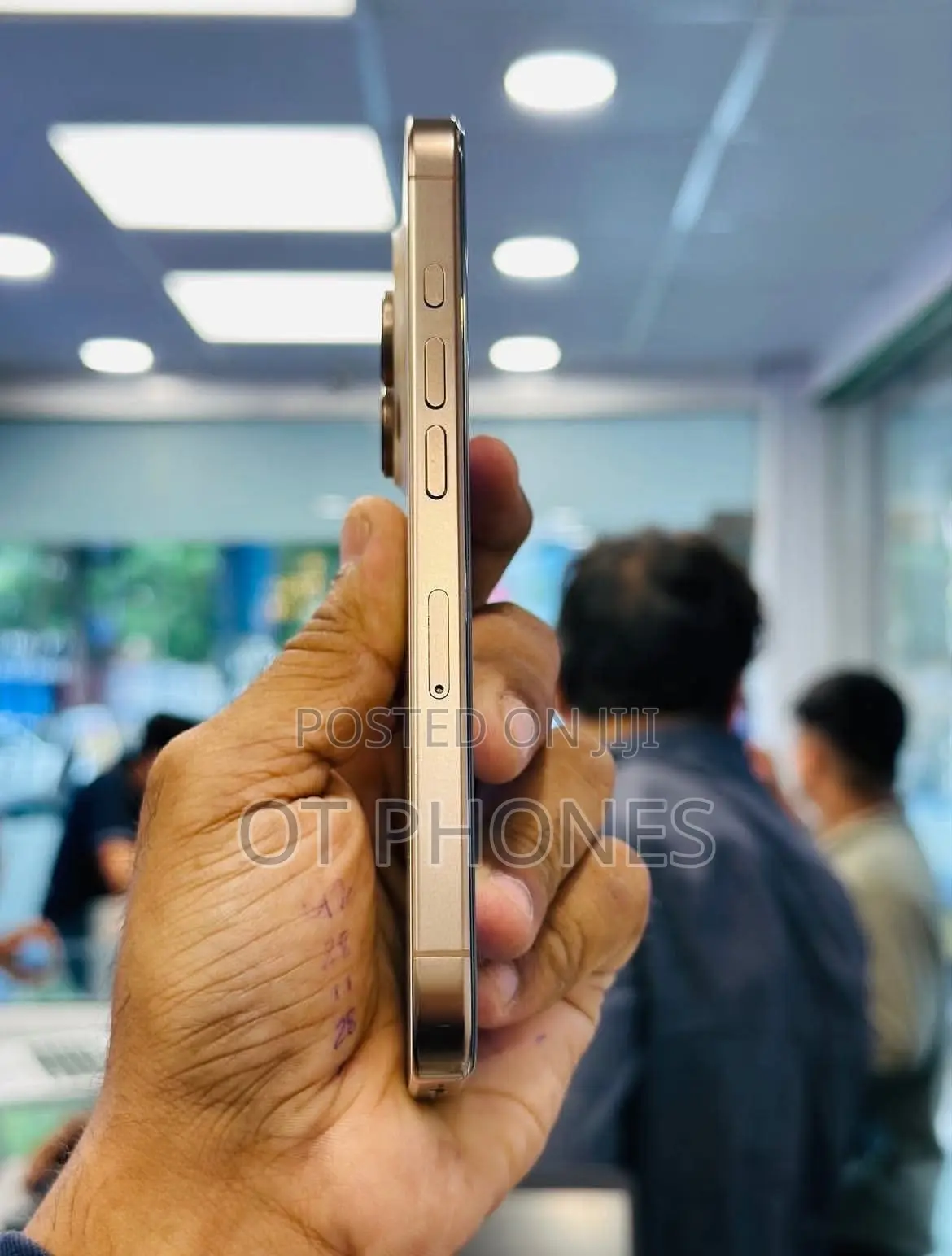 Apple iPhone 16 Pro Max 512 GB Gold