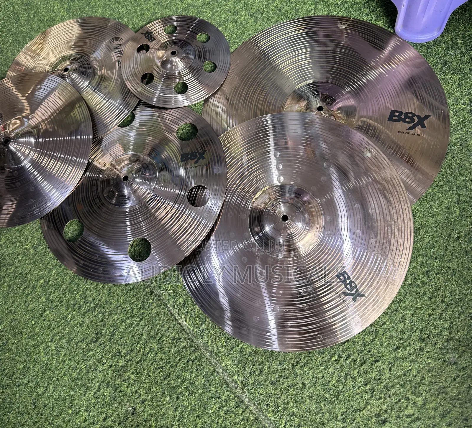 B8X Sabian -5-Set Cymbals With 20, 18,16, 12 and 10splash