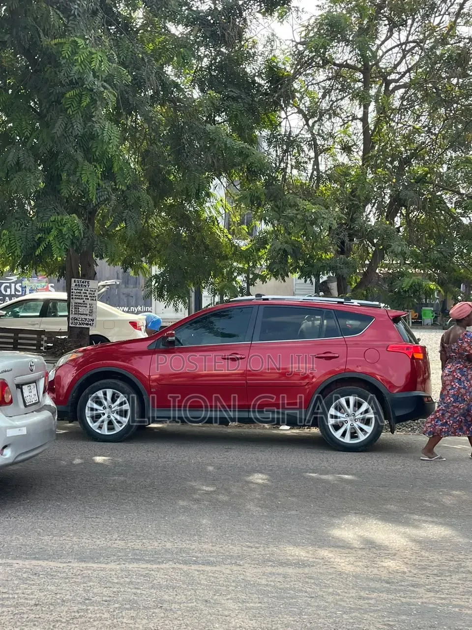 Toyota RAV4 Limited 4dr SUV AWD (2.5L 4cyl 6A) 2014 Red