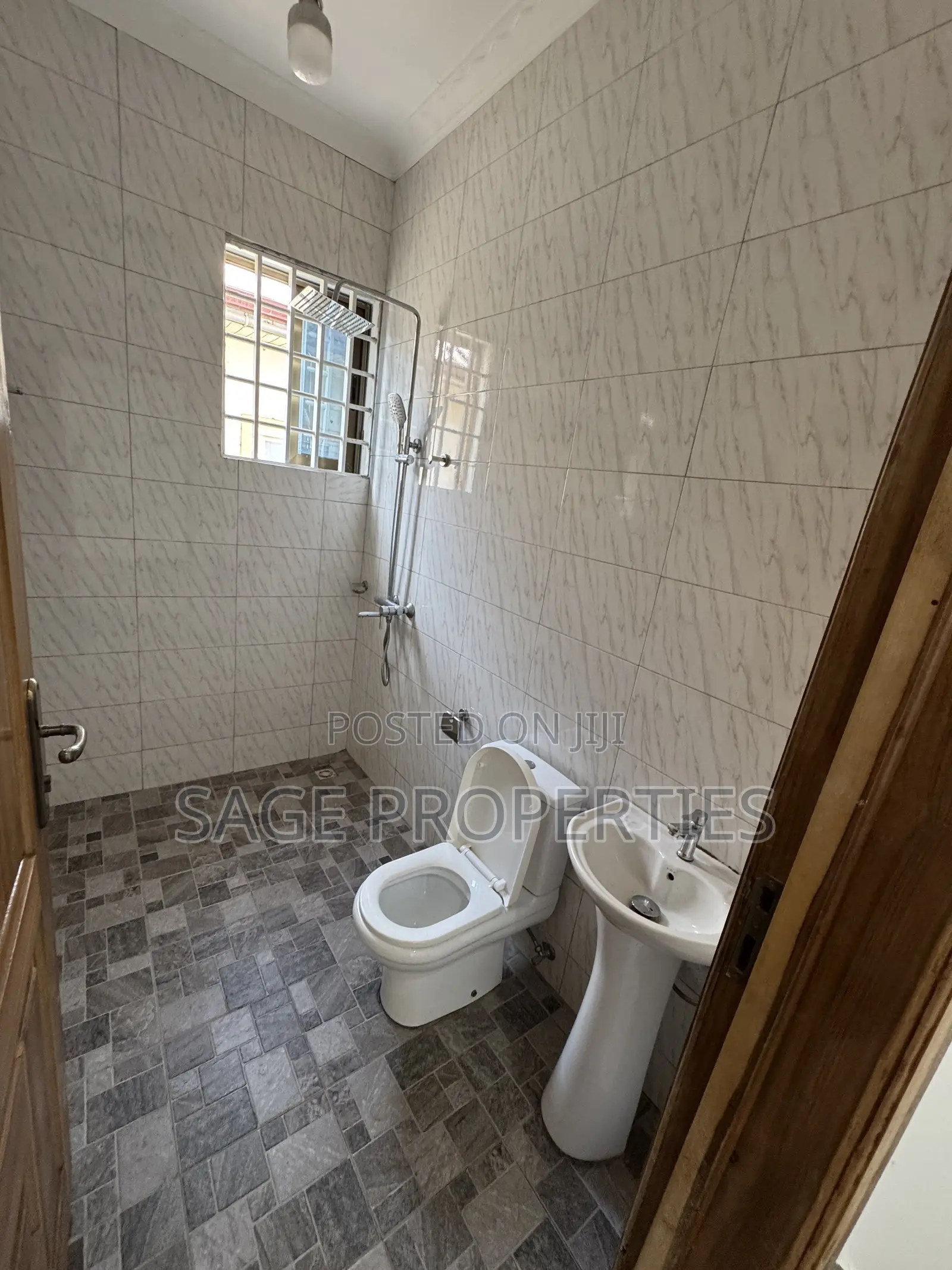 3bdrm Apartment in Kings Cottage Annex, Boundary Road Area for rent