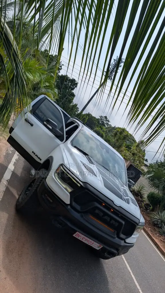 Dodge RAM 1500 5.7 Petrol AWD 2022 White