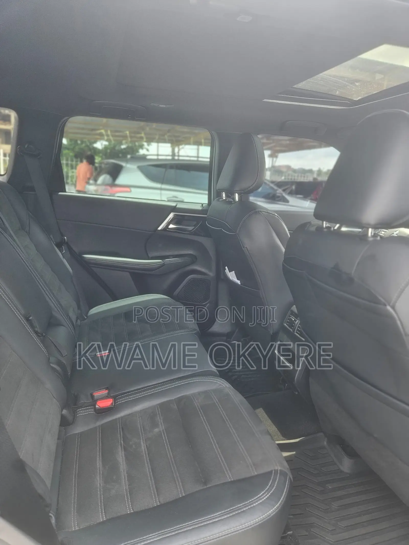 Mitsubishi Outlander SE Launch Edition 2022 Silver
