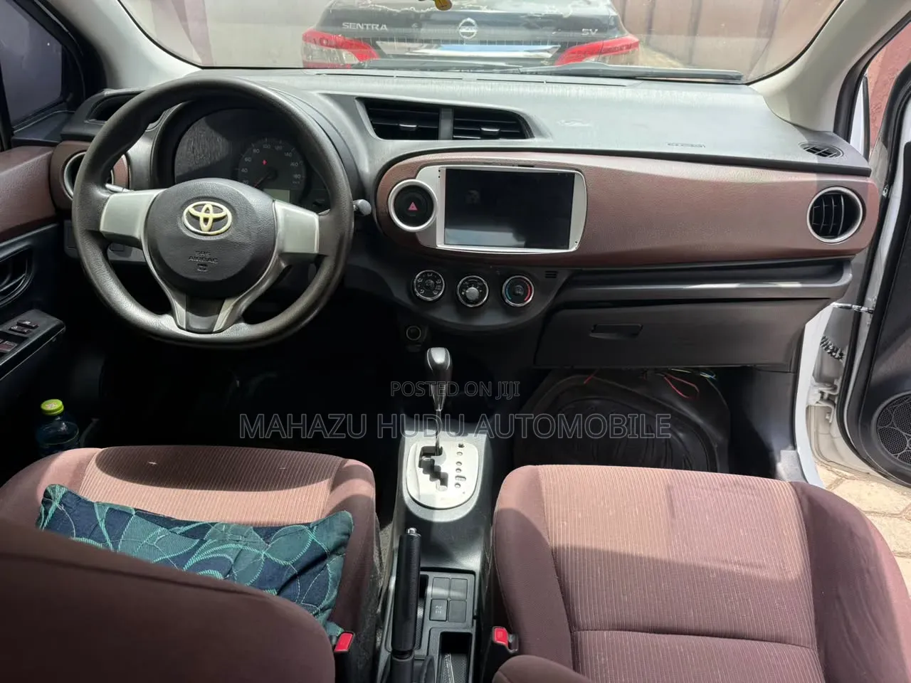 Toyota Vitz 1.3 AWD 3dr 2012 Silver