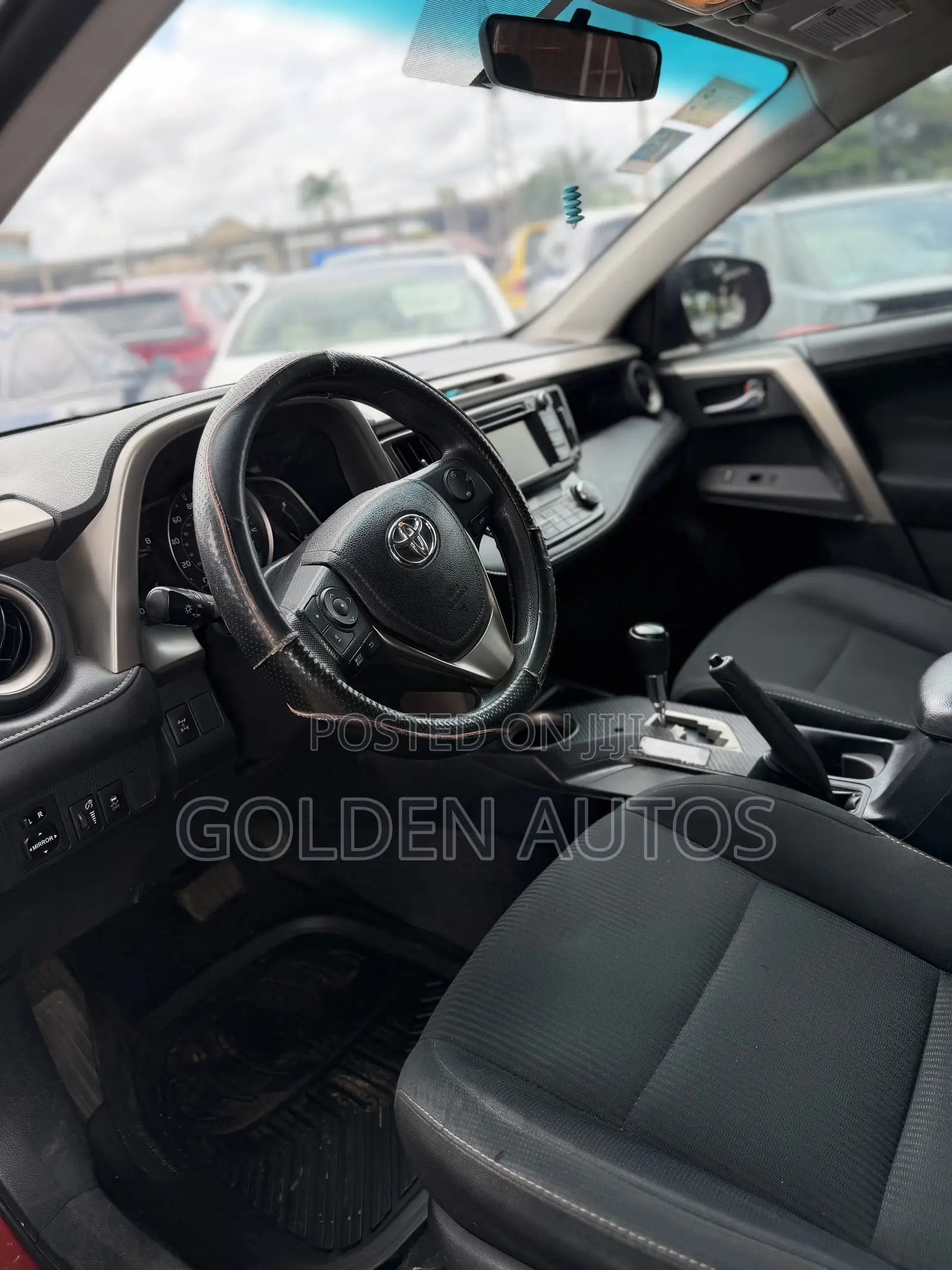Toyota RAV4 XLE AWD (2.5L 4cyl 6A) 2016 Red