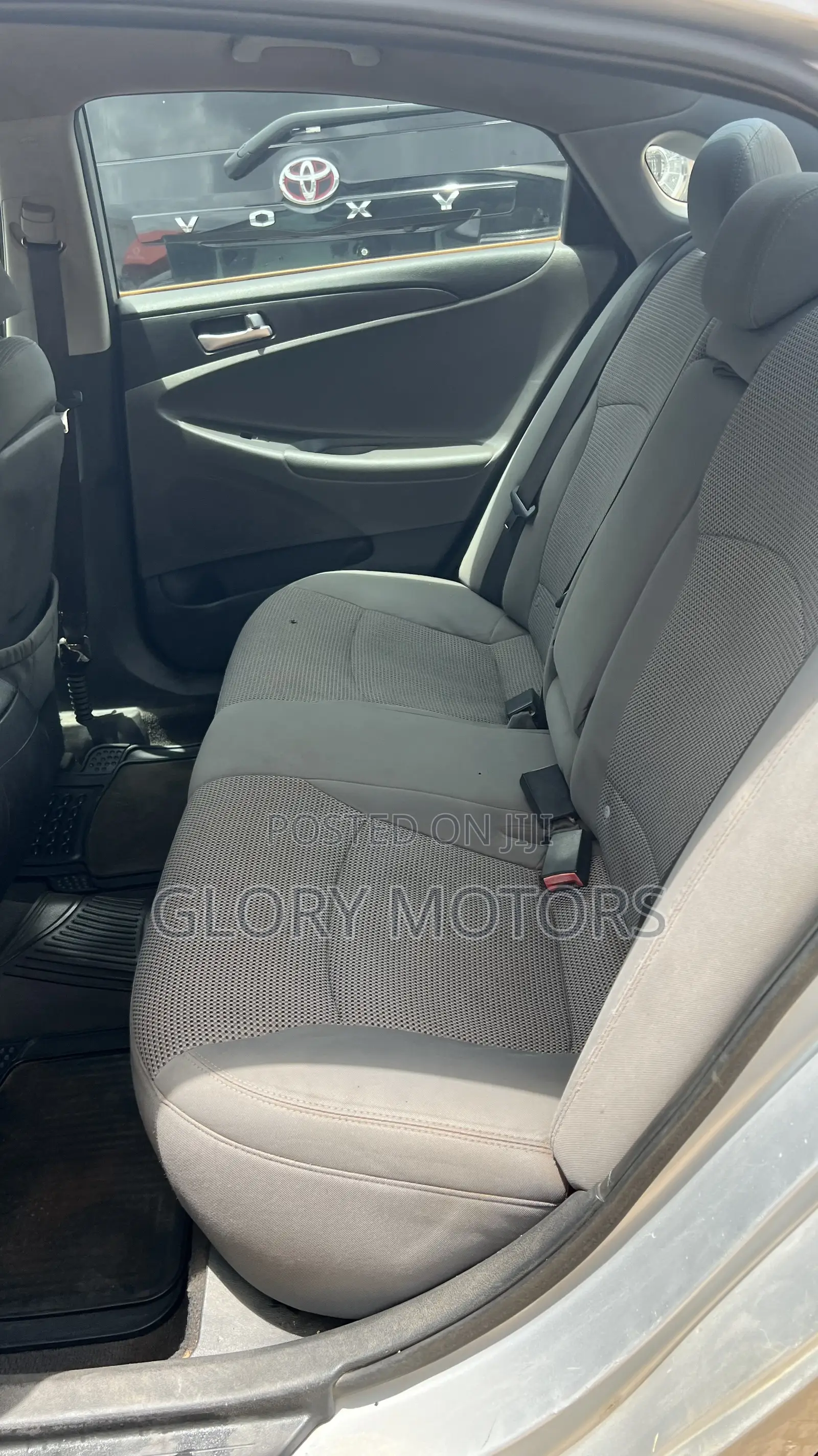 Hyundai Sonata 2011 Silver