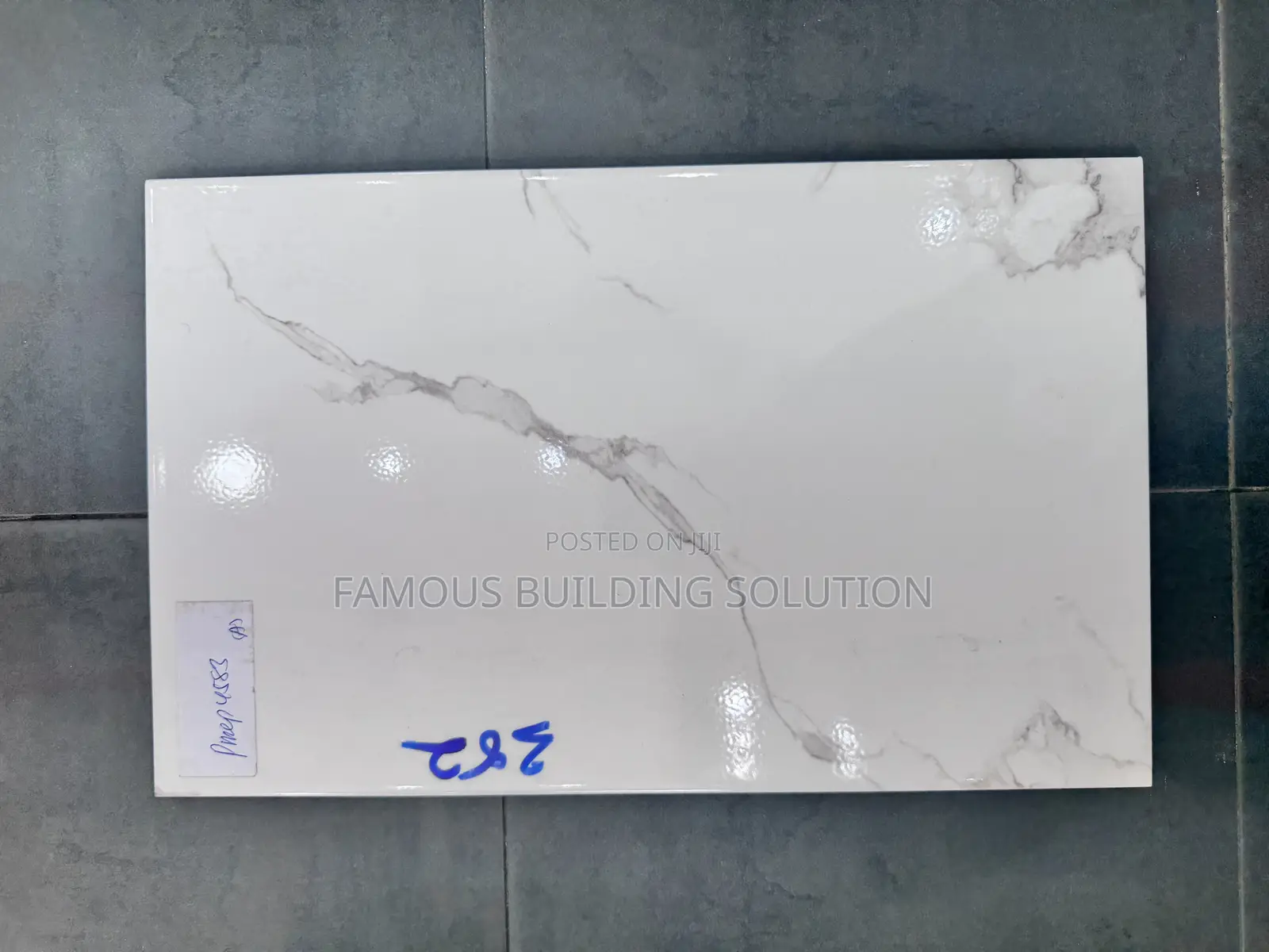 25/40 Wall Tiles