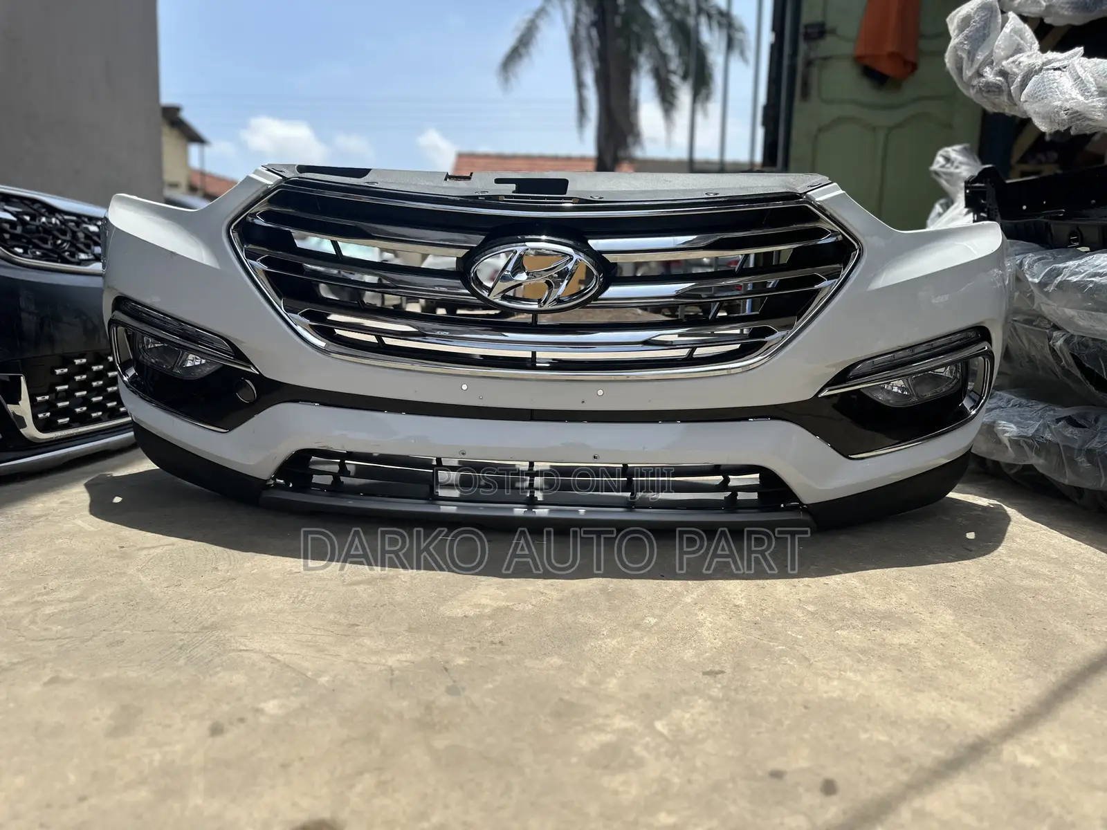 Hyundai Santa Fe 2017-2018 Front Bumper Complete Available Home Use