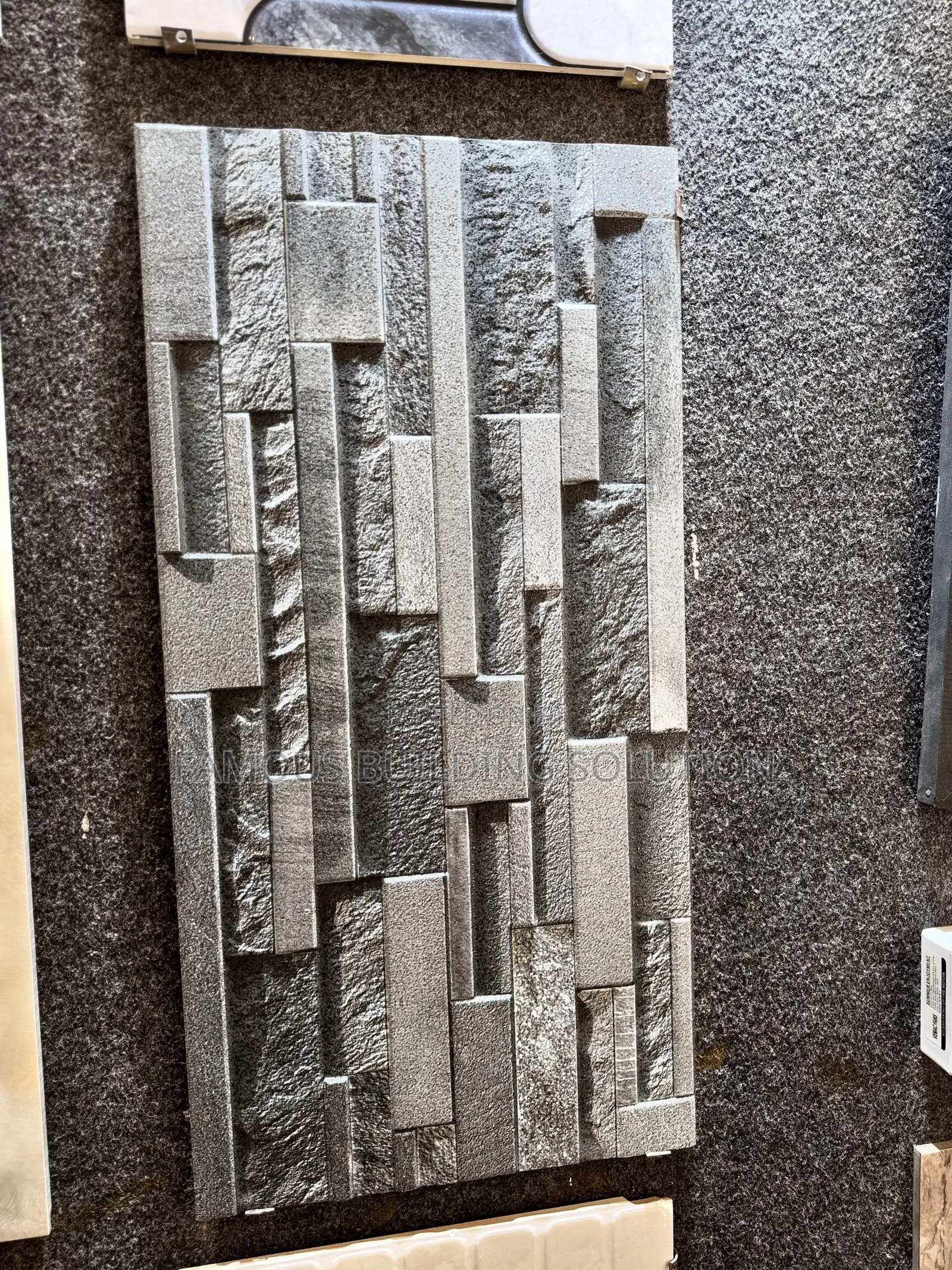 30/60 Facial Wall Tiles