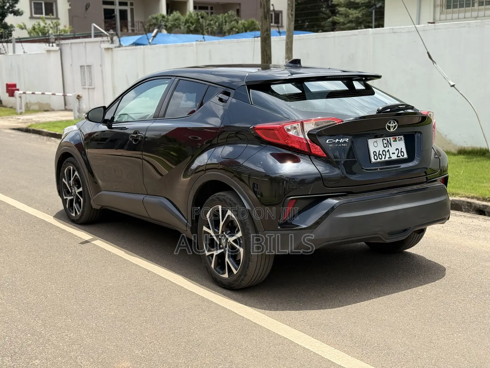 Toyota C-HR LE FWD 2019 Black