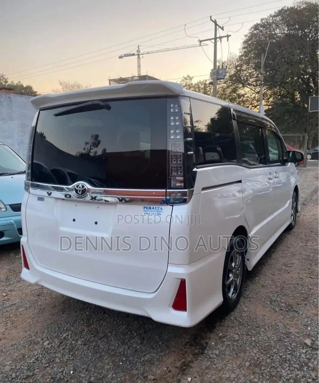 Toyota HiAce 2015 White