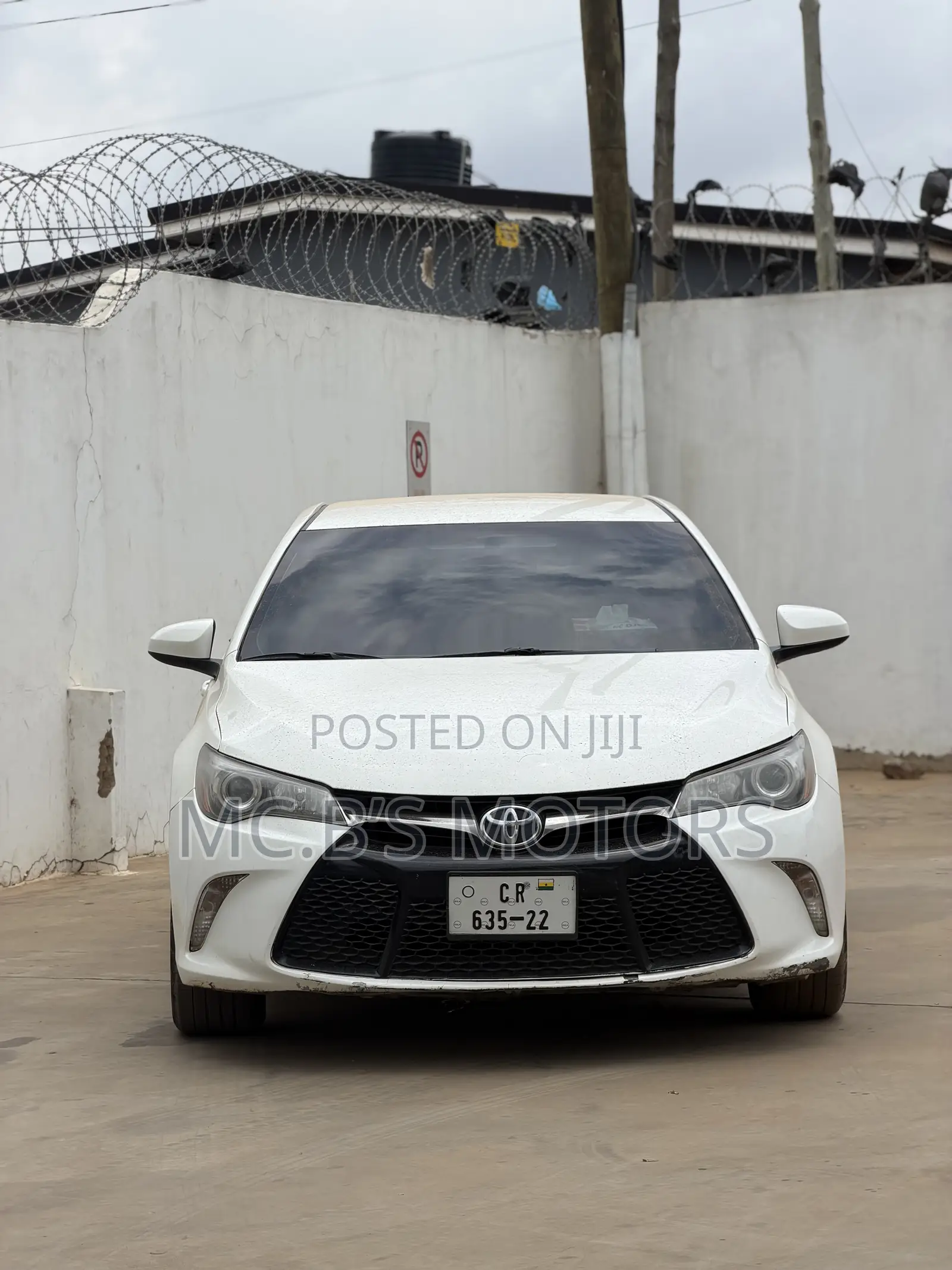 Toyota Camry 2016 White