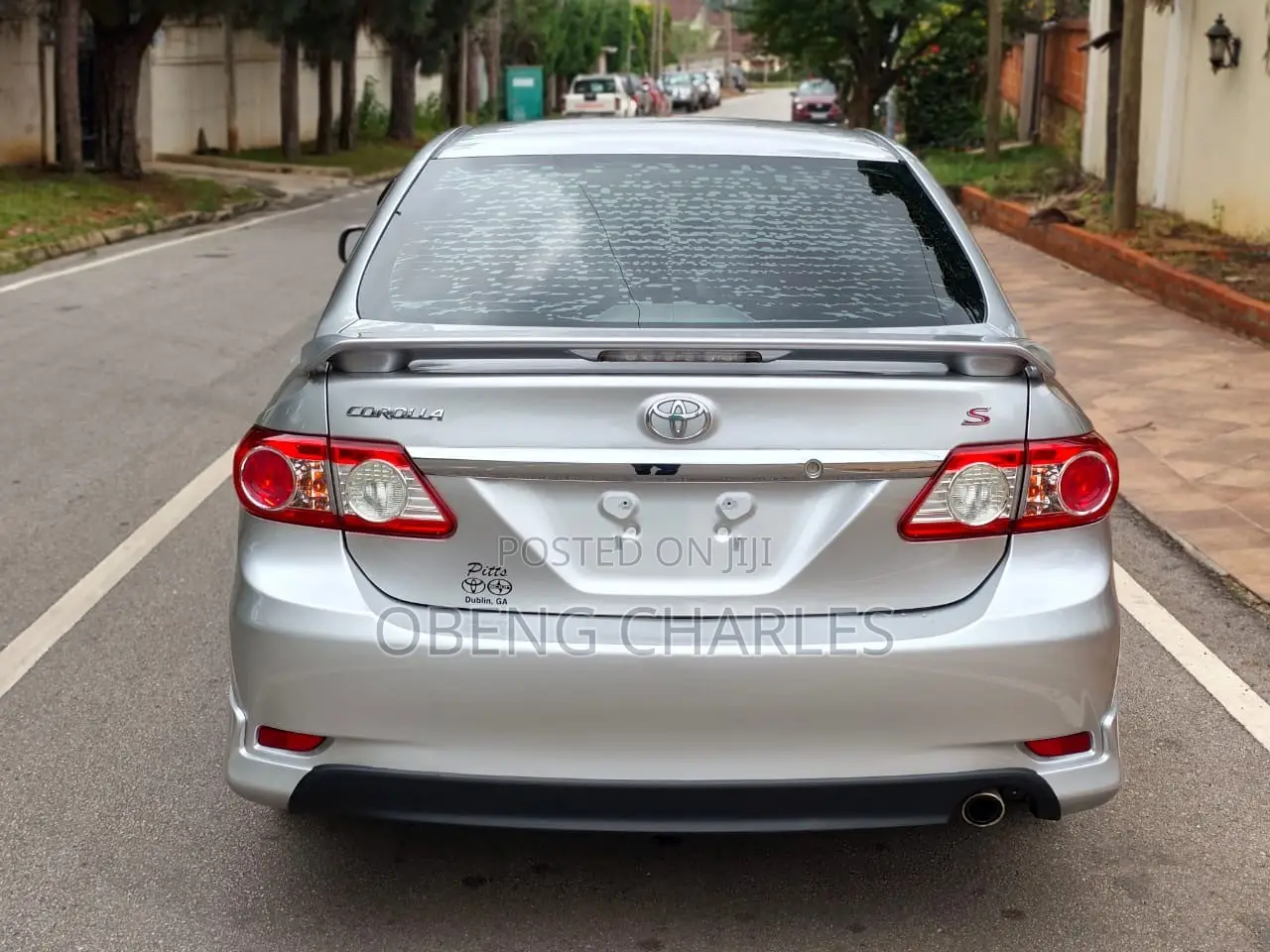 Toyota Corolla L 4dr Sedan (1.8L 4cyl 5M) 2013 Silver