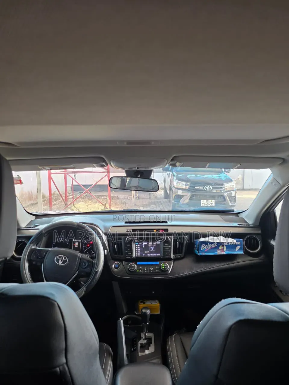 Toyota RAV4 XLE 4dr SUV AWD (2.5L 4cyl 6A) 2018 Gray