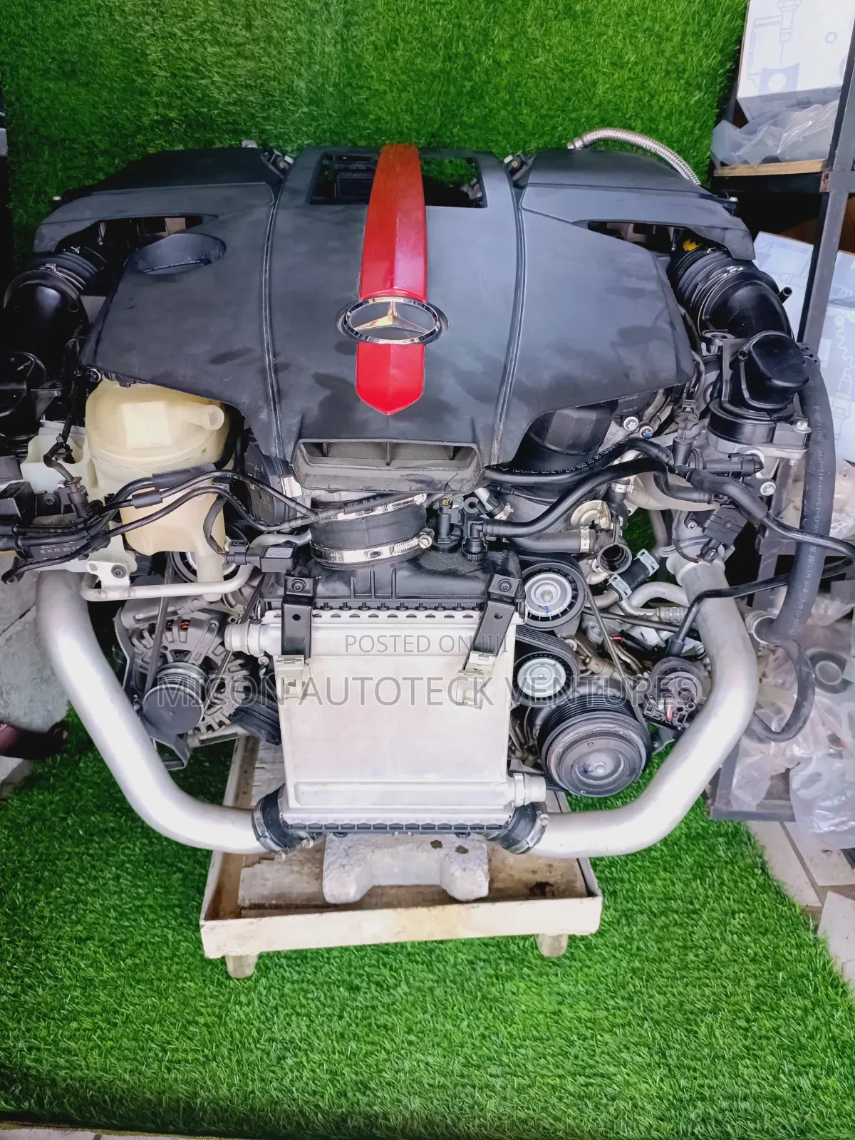 Mercedes Benz GLE 43 Engine