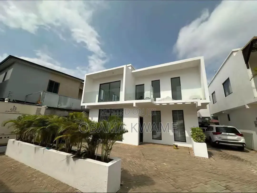3bdrm Townhouse / Terrace in Laryea Homes, Papao for rent