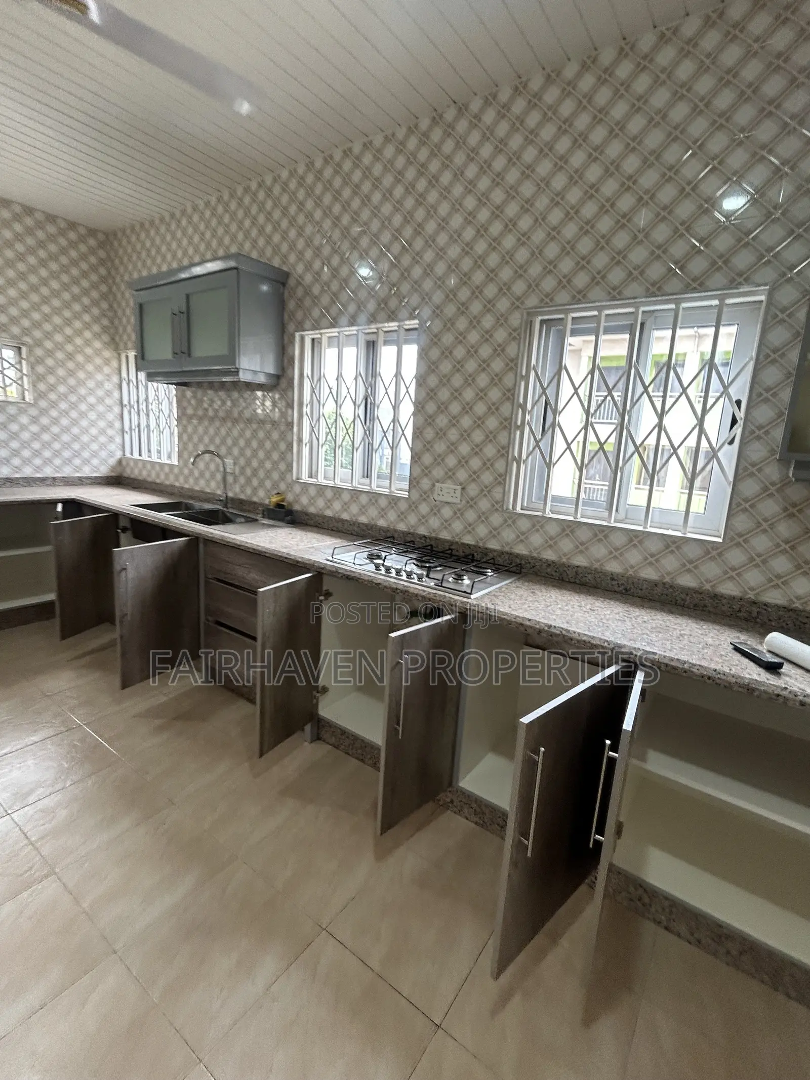 3bdrm Apartment in East Legon for rent