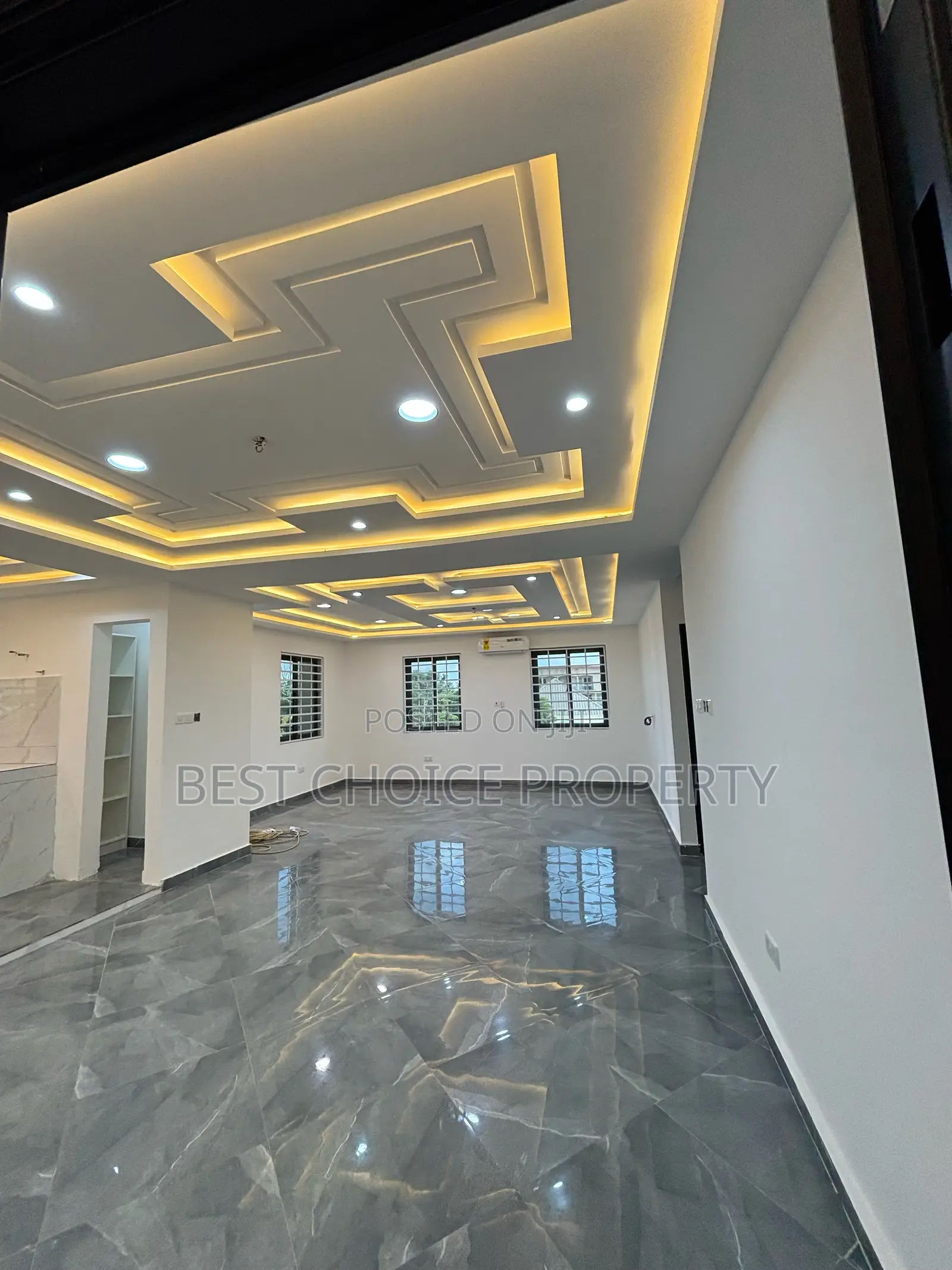 3bdrm Apartment in Ashiyie, Frafraha for rent