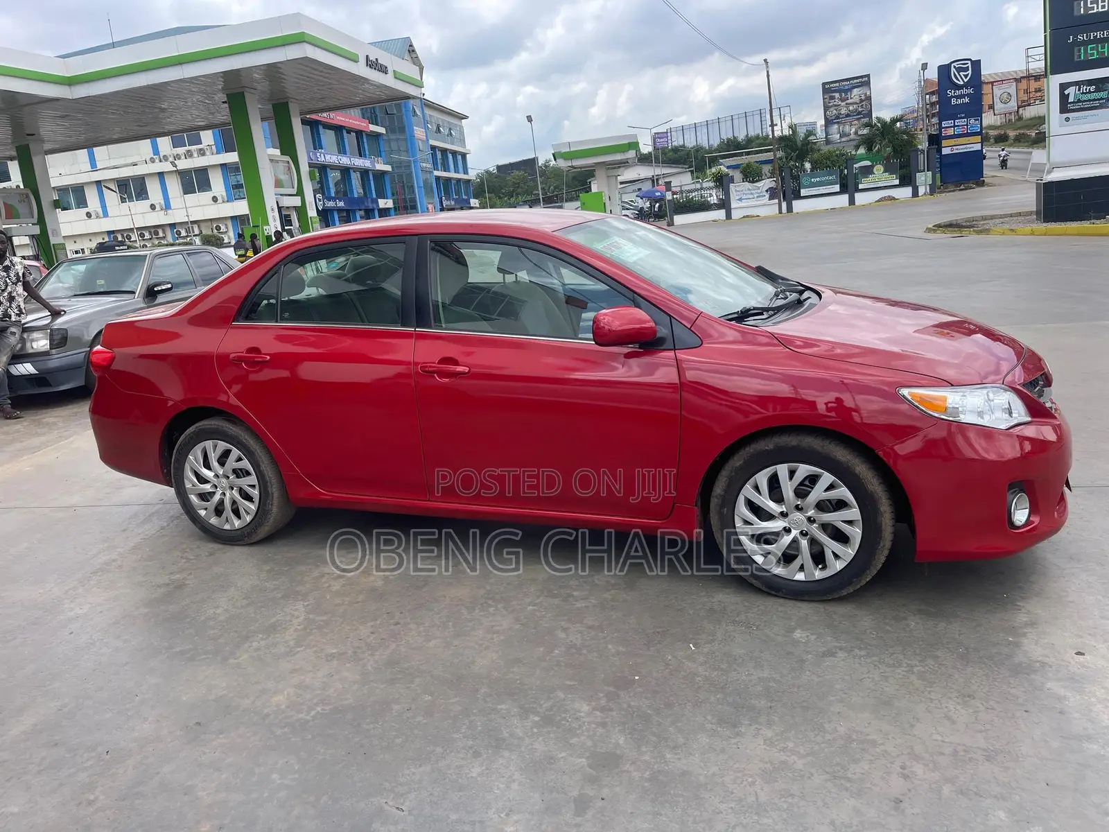 Toyota Corolla LE 4dr Sedan (1.8L 4cyl 4A) 2013 Red
