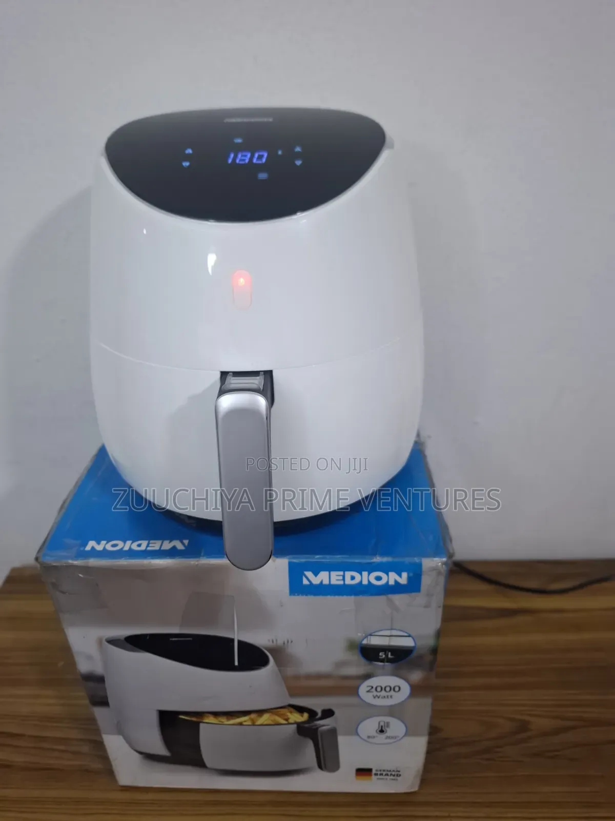 Medion 5.L Digital Air Fryer From Germany