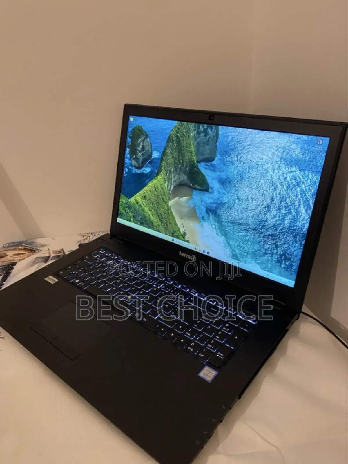 Laptop 8GB Intel Core i5 SSD 128GB