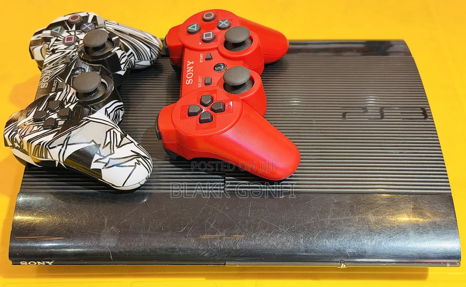 PS3 Super Slim 500gb, 2 Controllers, 21 Games