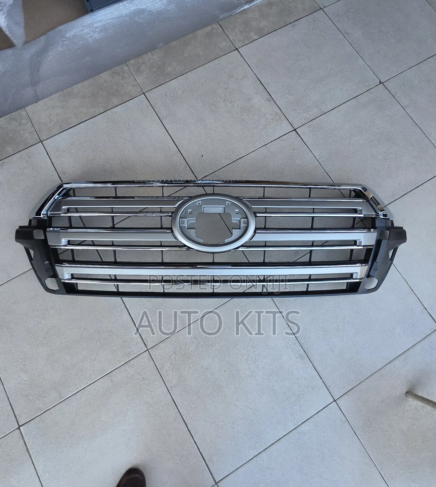 Toyota Landcruiser 2016 -2021 Executive Front Grill