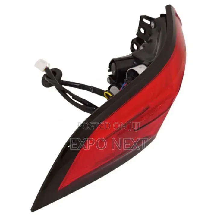 Tail Light Driver Side Outer LED Toyota Corolla 2020-2021 LE/SE Sedan