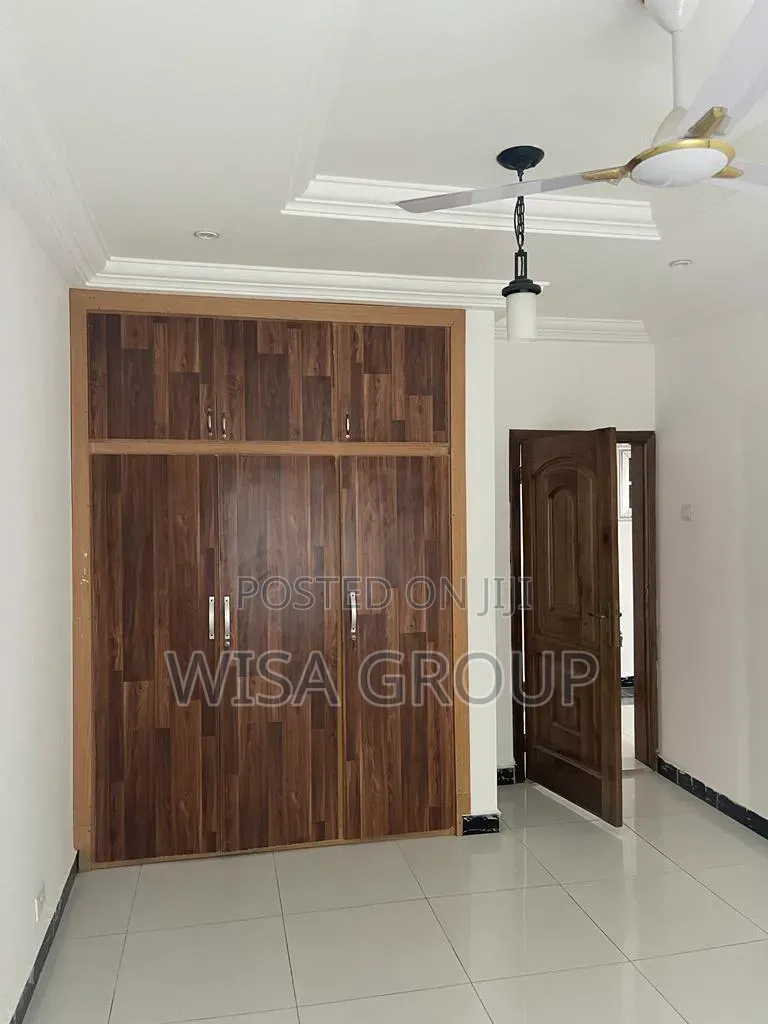 4bdrm Duplex in Wisa Group, Accra Metropolitan for rent