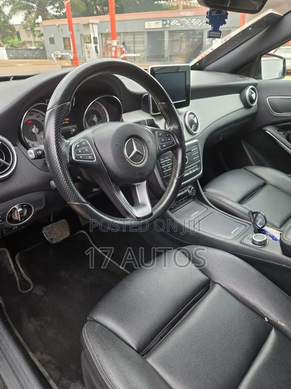 Mercedes-Benz GLA 250 2017 Black