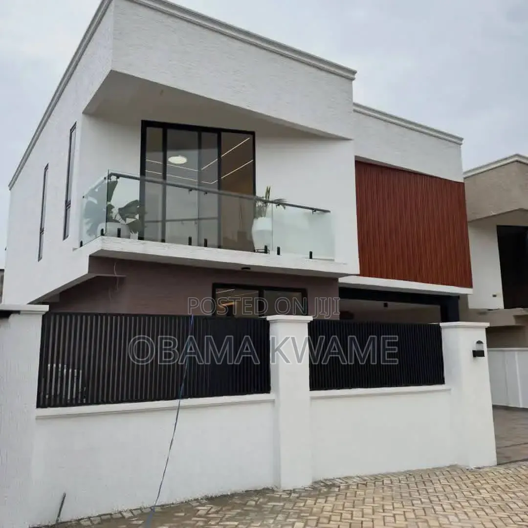 3bdrm House in Laryea Homes, Oyarifa Mall Area for sale