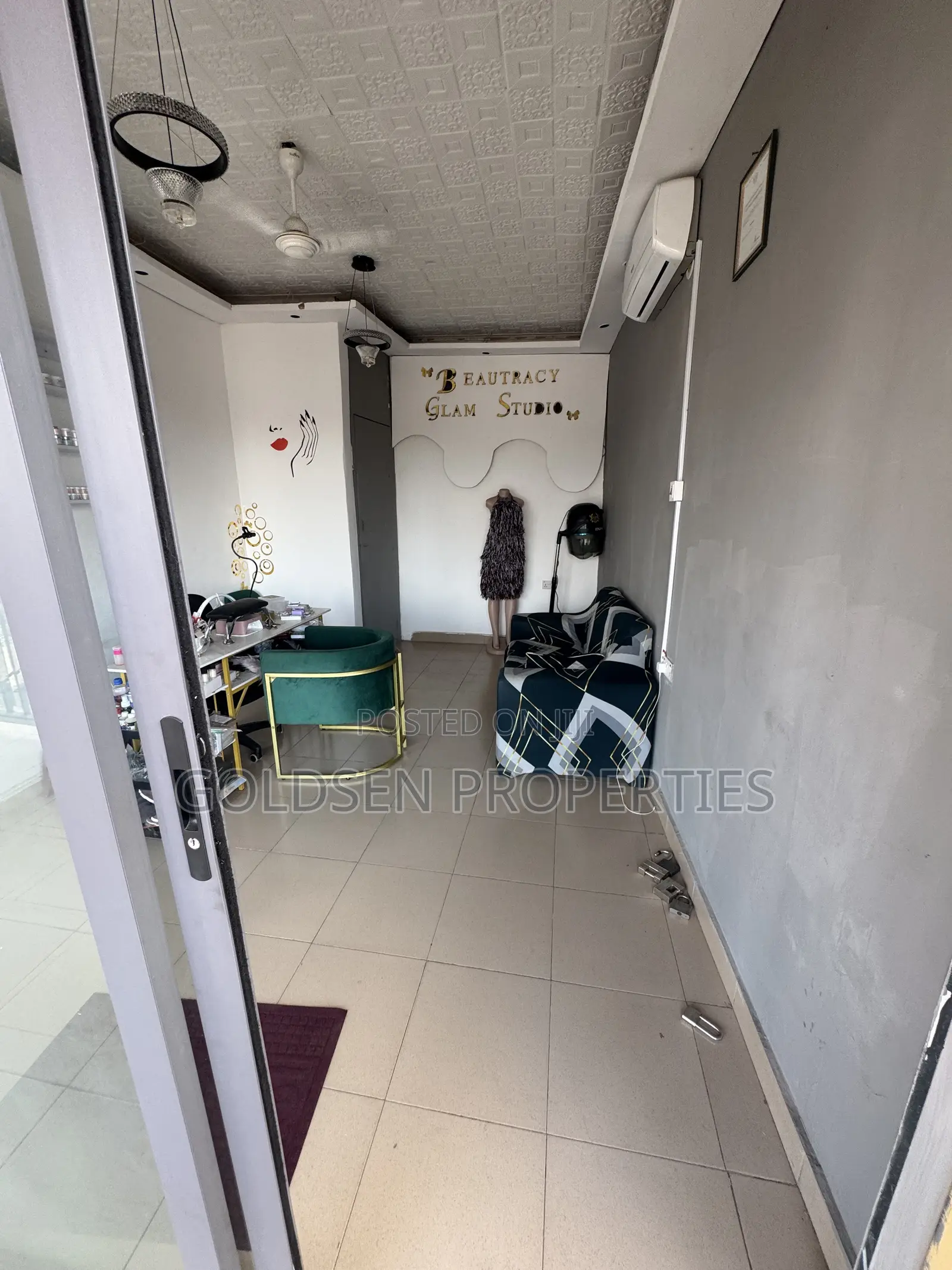 Shop for Rent