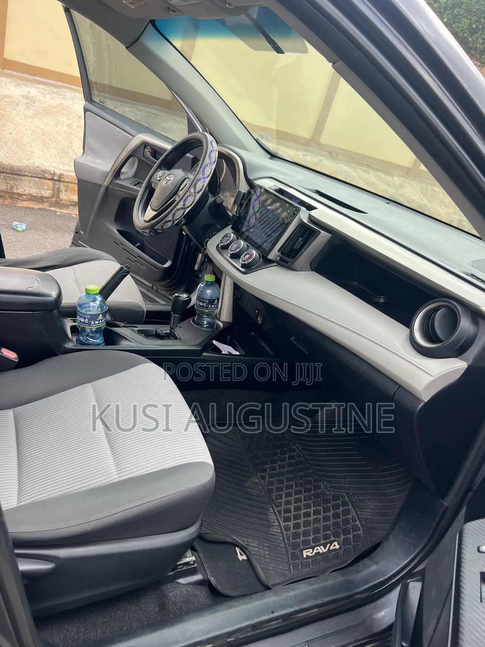 Toyota RAV4 LE 4dr SUV AWD (2.5L 4cyl 6A) 2015 Matt Black